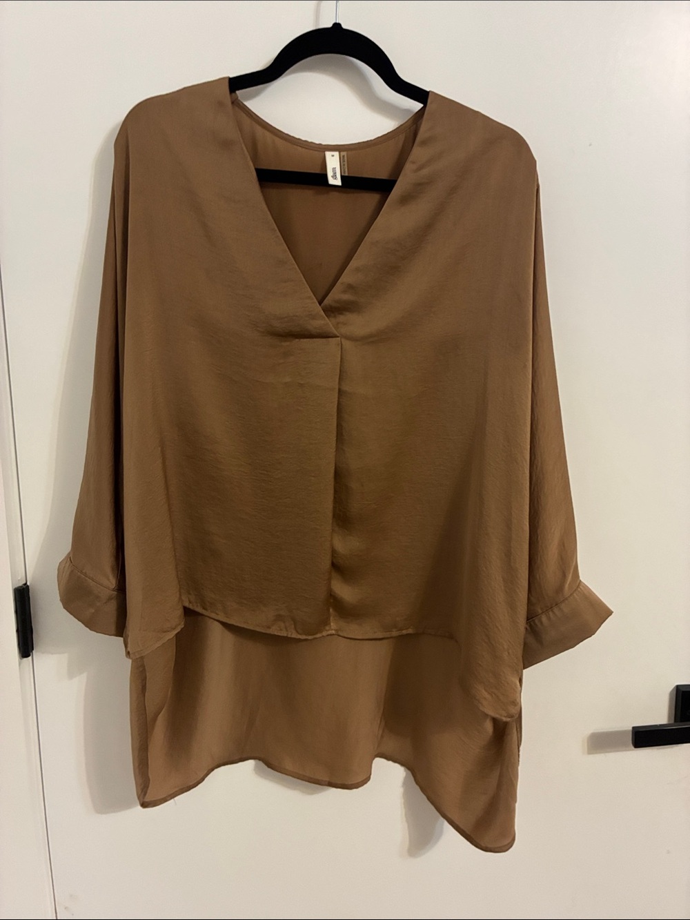 glam Oversized V-Neck Tunic in Warm Brown